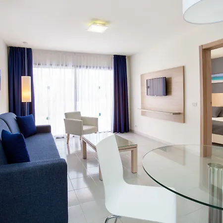 Tagoro Family & Fun Hotell 4*