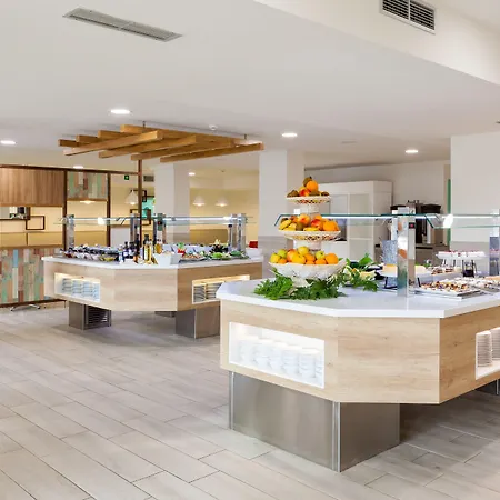 Hotell Tagoro Family & Fun 4*