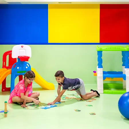 Tagoro Family & Fun מלון אדחה