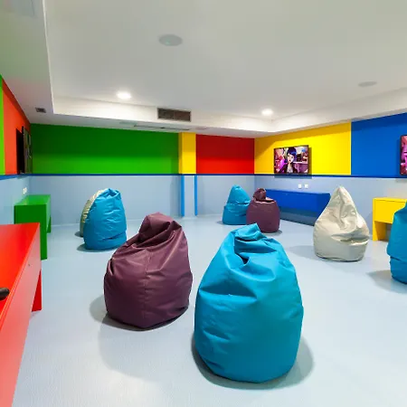 מלון Tagoro Family & Fun 4*